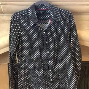 Black and white button down shirt